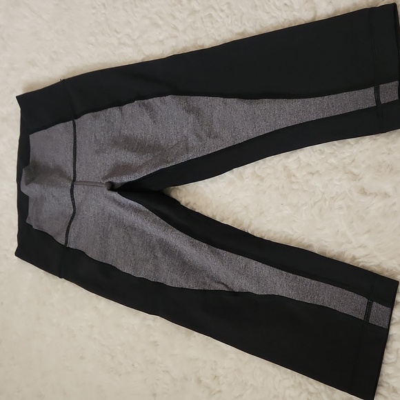 Lululemon Wunder Under Crop High-Rise Curve 17" Sz 6 Heathered Black/ Black - Picture 7 of 11